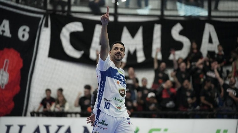 Pato Futsal oficializa a saída do pivô Ton para a Kings League Brazil
