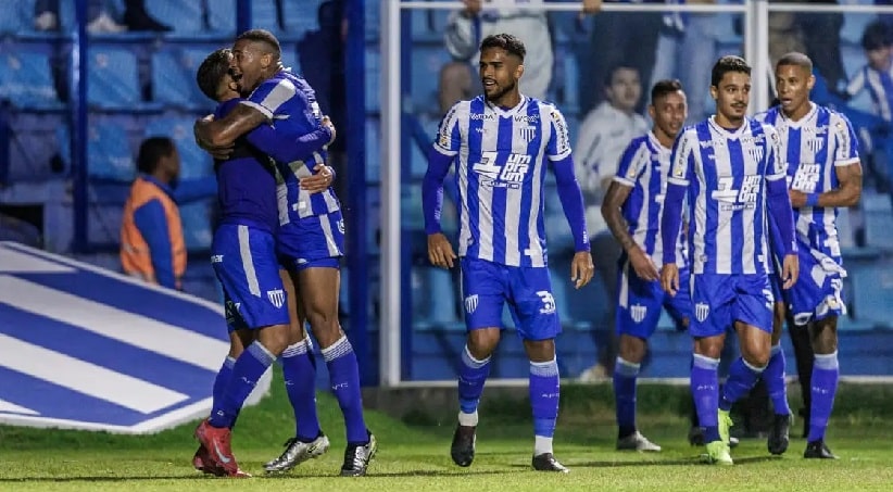 Futebol: Avaí vence o CRB no Estádio da Ressacada pela Série B