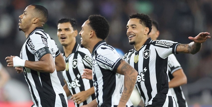 Futebol: Botafogo ganha do Ceará no Nilton Santos