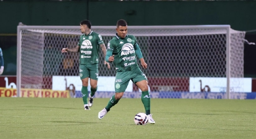 Futebol: Goiás vira sobre a Chapecoense e retoma liderança da Segundona