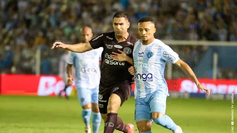 Futebol: Paysandu bate a Ferroviária em noite chuvosa na Curuzu