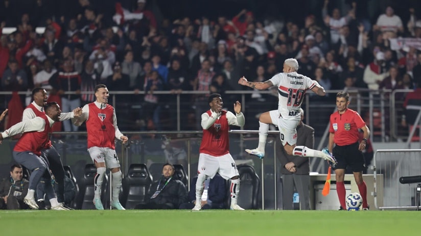 Futebol: São Paulo vence o Corinthians pelo Brasileirão e se afasta do Z4